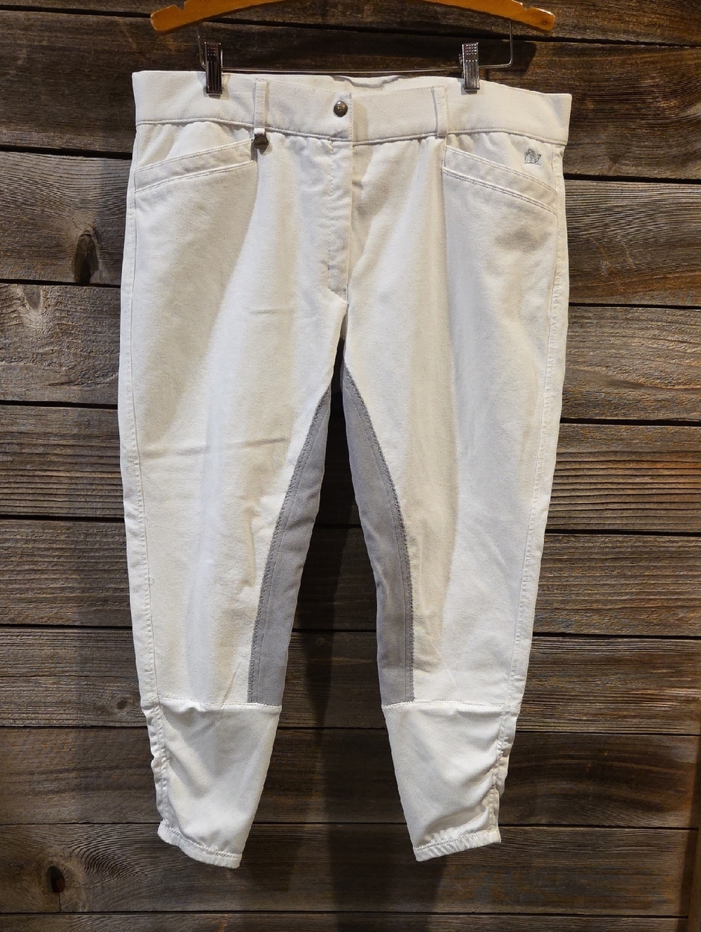 Ovation  Full Seat Breeches Size 38R